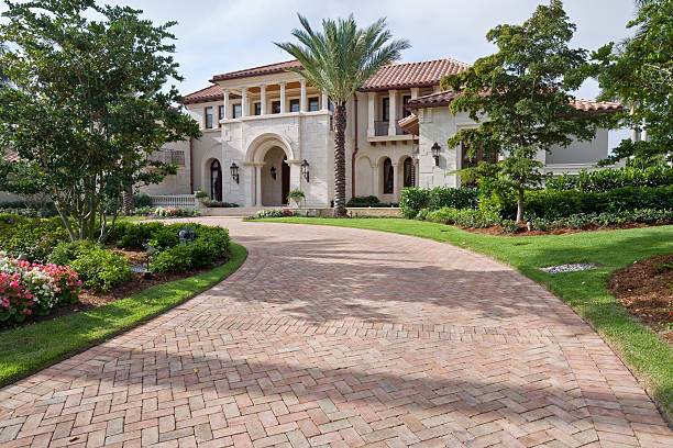 Best Driveway Pavers Near Me  in Central City, IL
